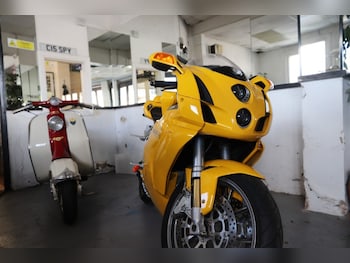 Used Ducati 999 2004 for sale - bike-74899996: Photo