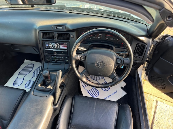 Used Toyota MR2 1999 for sale - 74899995: Photo 11