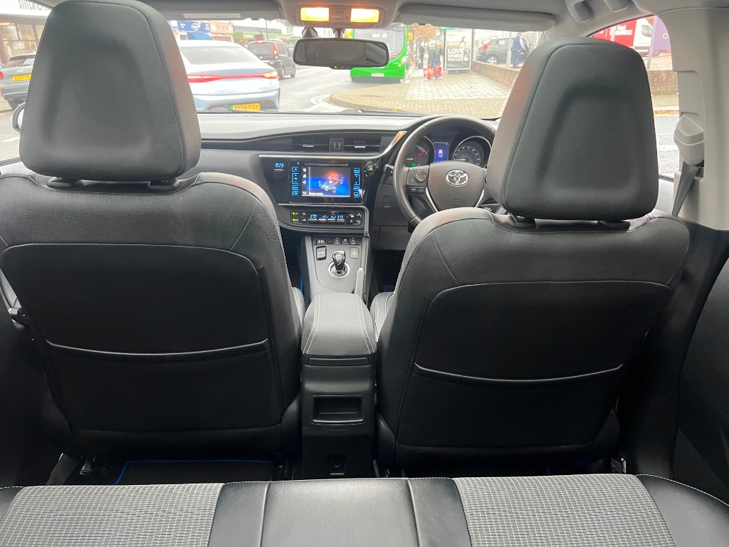 Used Toyota Auris 2015 for sale - 76630380: Photo 10