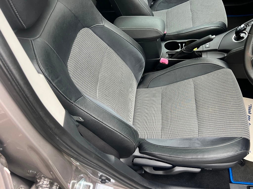 Used Toyota Auris 2015 for sale - 76630380: Photo 21