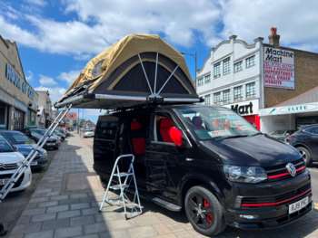Used Volkswagen Transporter 2019 for sale - 74900002: Photo