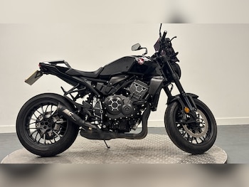 Used Honda CB 2022 for sale - bike-79299635: Photo