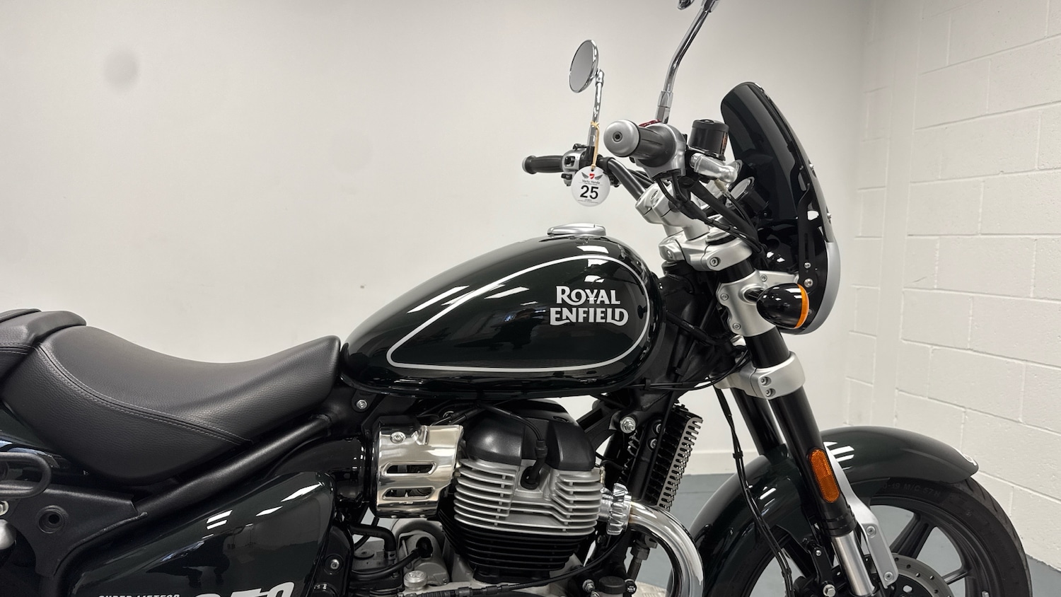 Used Royal Enfield Super Meteor 2024 for sale - 78772969: Photo 12