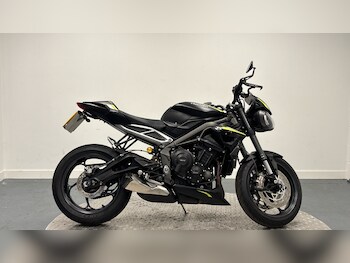 Used Triumph STREET 2021 for sale - bike-78939371: Photo