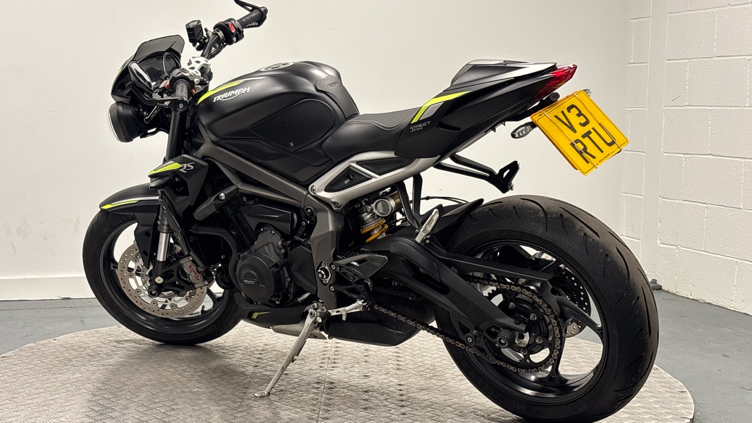 Used Triumph STREET 2021 for sale - 78939371: Photo 4