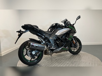 Used Kawasaki Ninja 2020 for sale - bike-78166118: Photo