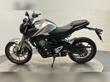Used Honda CB 2024 for sale - bike-79021475: Photo