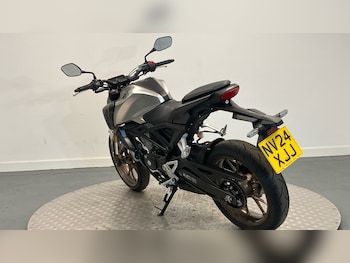 Used Honda CB 2024 for sale - bike-79021475: Photo