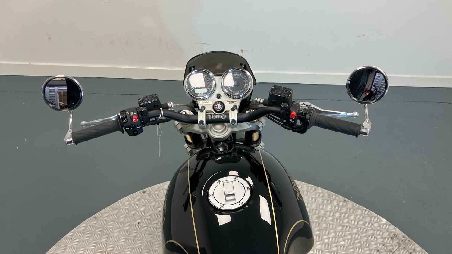 Used Norton Commando 2018 for sale - 78657052: Photo 11