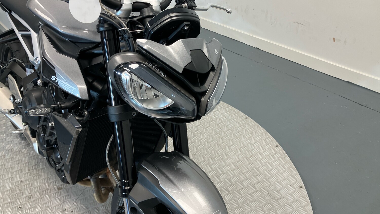Used Triumph STREET 2024 for sale - 78316517: Photo 18