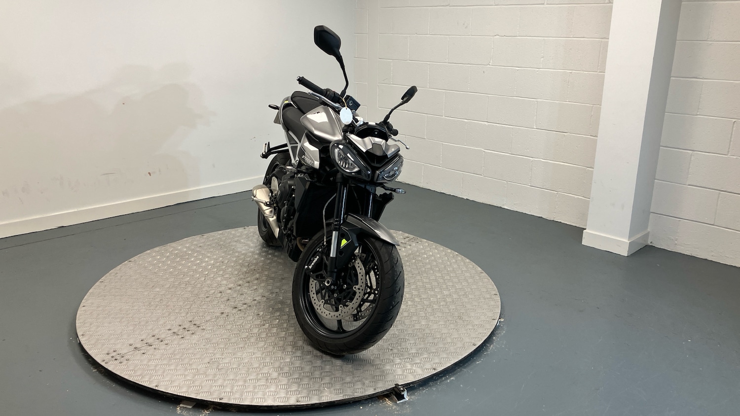 Used Triumph STREET 2024 for sale - 78316517: Photo 37