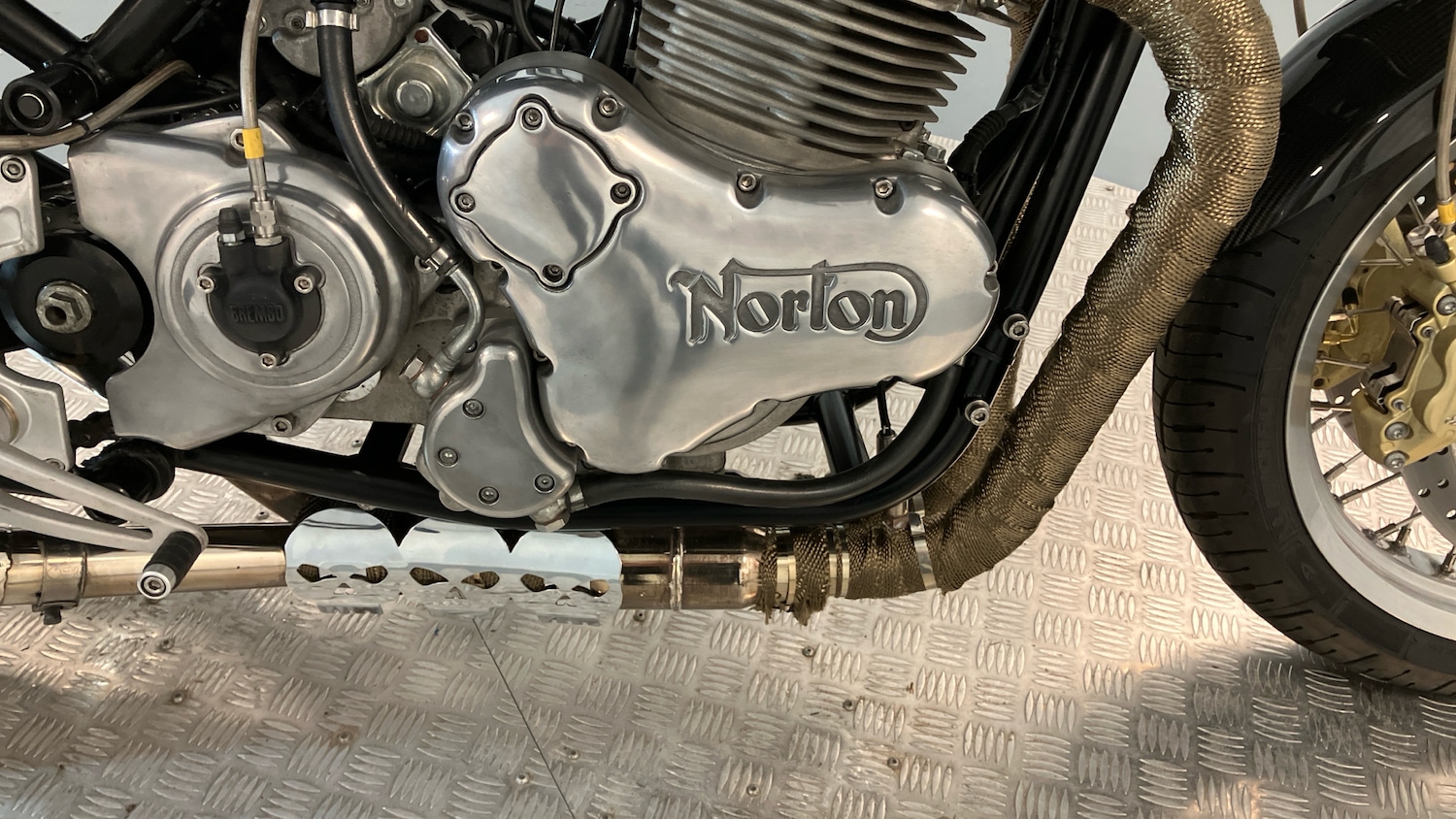Norton Commando