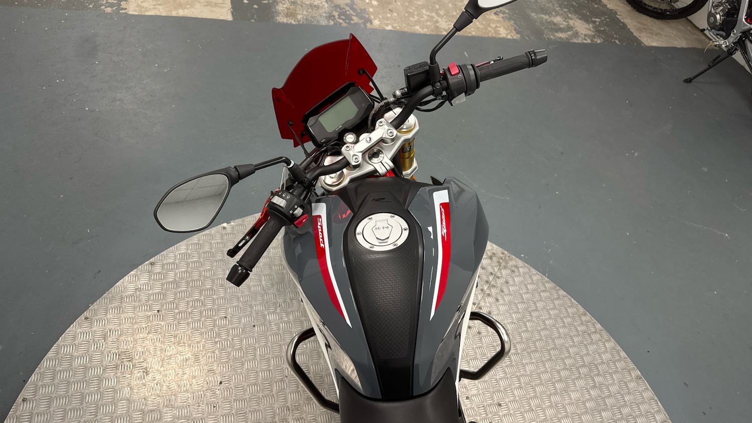 Used BMW G310 2021 for sale - 78778574: Photo 2