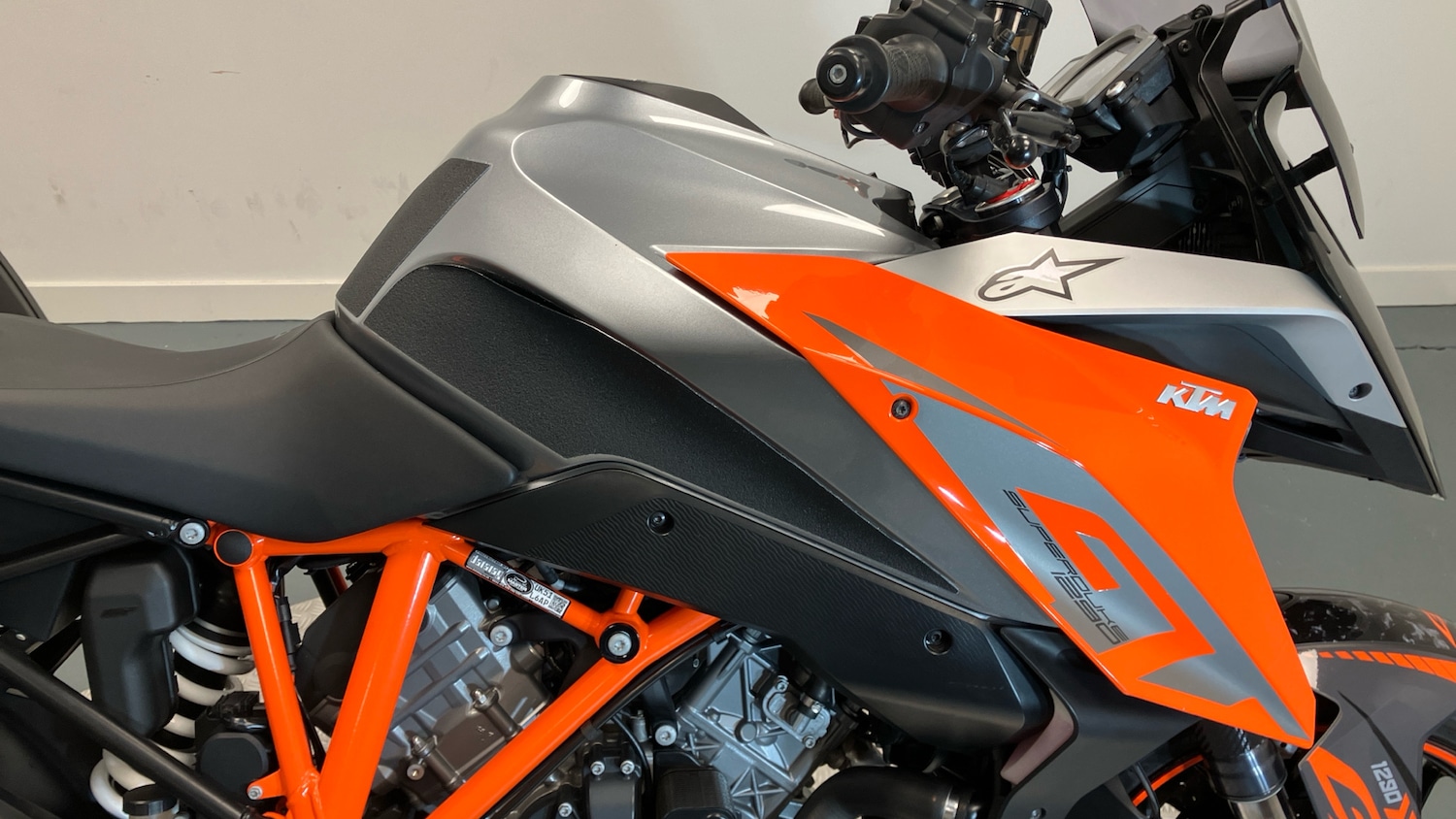 Used KTM SUPERDUKE 2016 for sale - 78909434: Photo 12