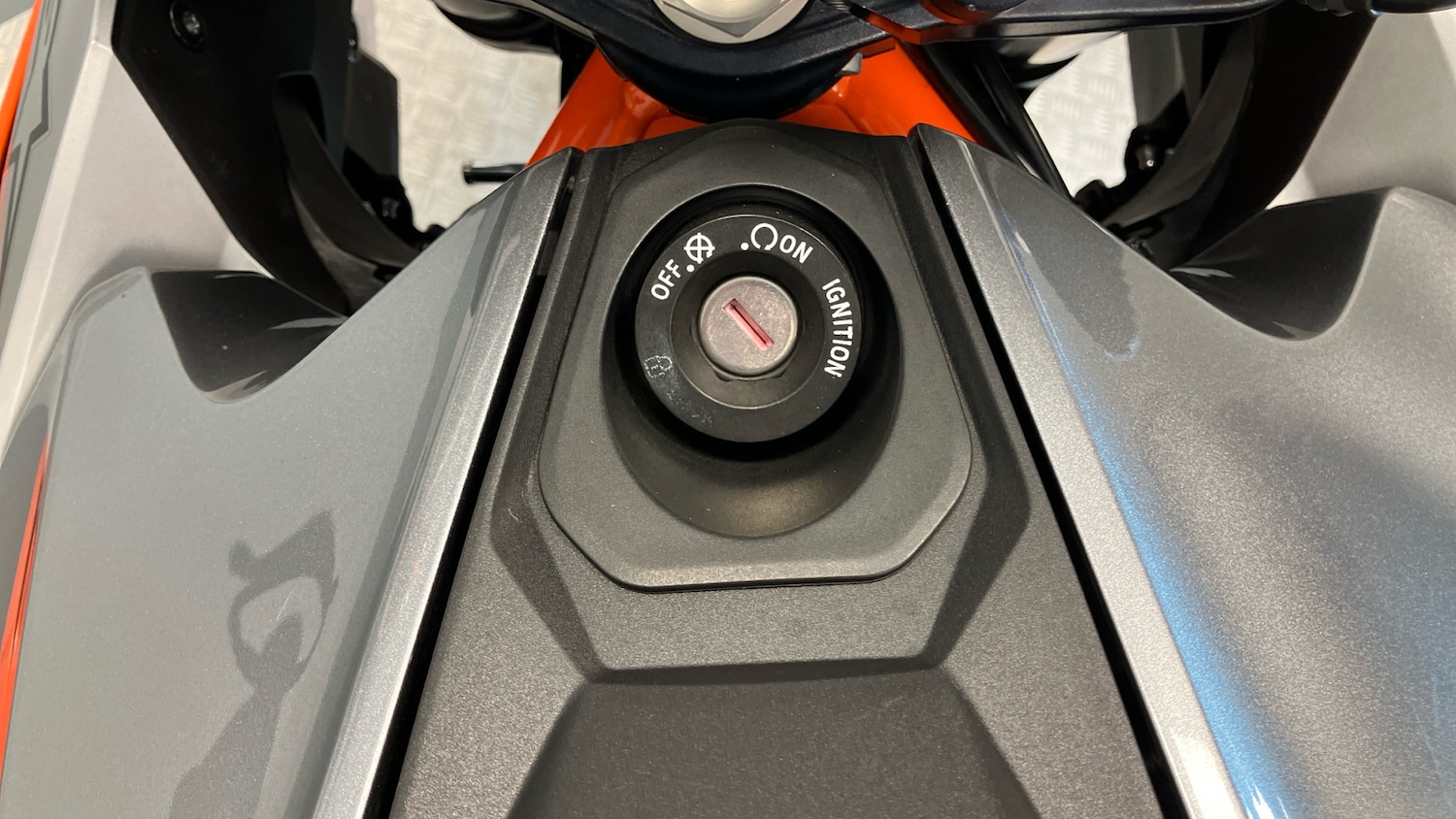 Used KTM SUPERDUKE 2016 for sale - 78909434: Photo 30
