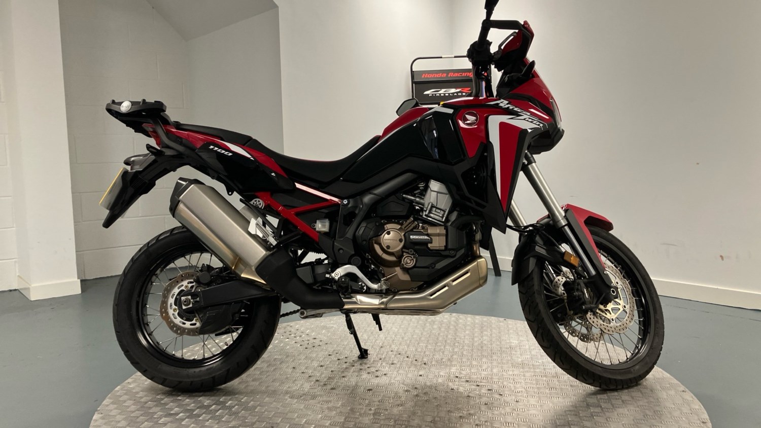 2021 Honda Africa Twin Honda Africa Twin CRF1100 DCT DUEL Petrol Manual - Picture 3 of 24