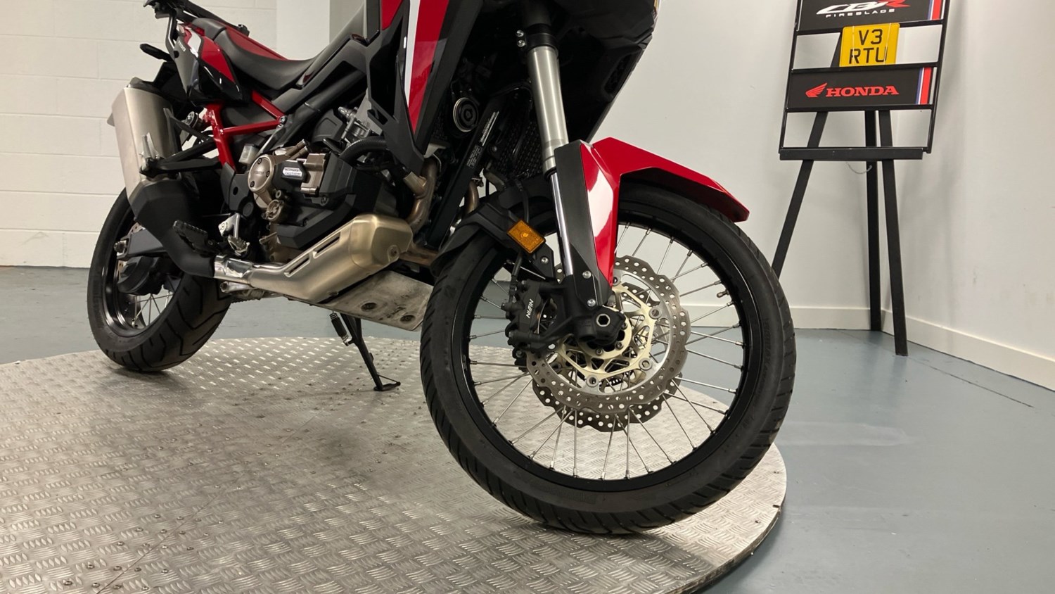 2021 Honda Africa Twin Honda Africa Twin CRF1100 DCT DUEL Petrol Manual - Picture 8 of 24