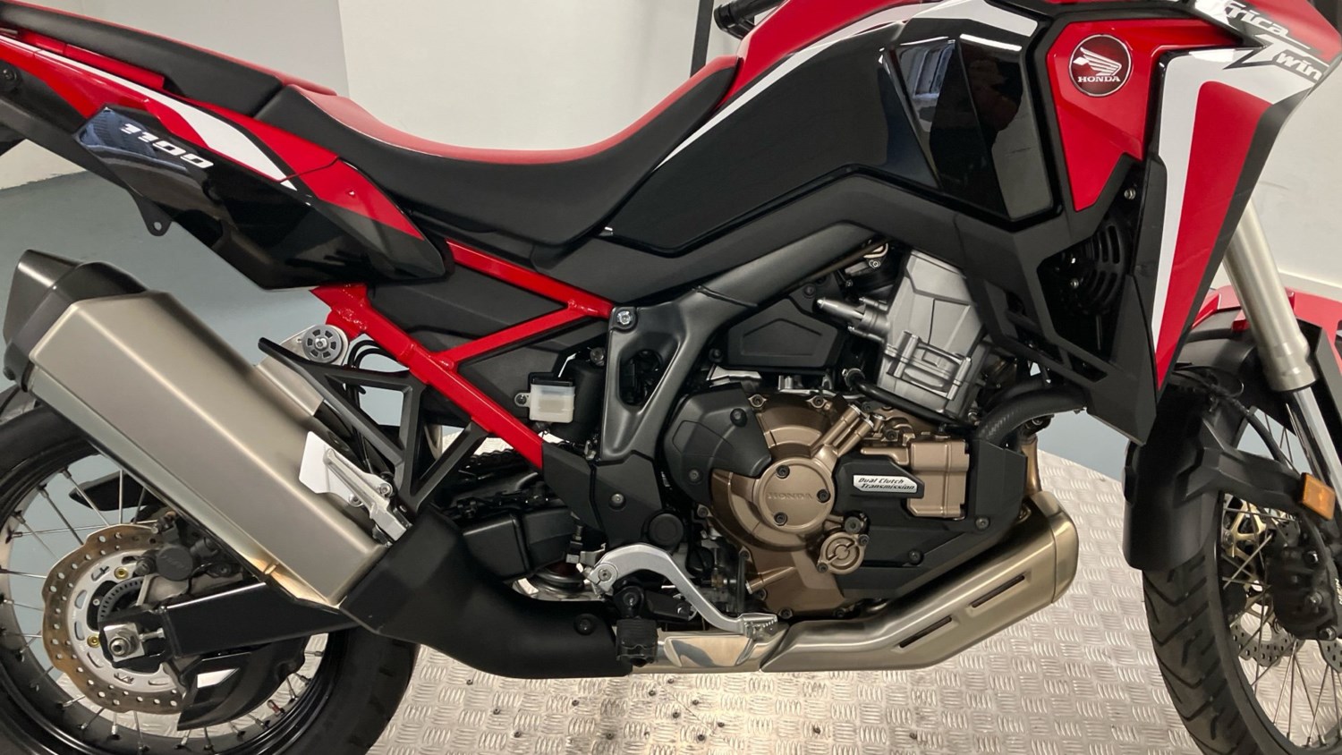 2021 Honda Africa Twin Honda Africa Twin CRF1100 DCT DUEL Petrol Manual - Picture 9 of 24