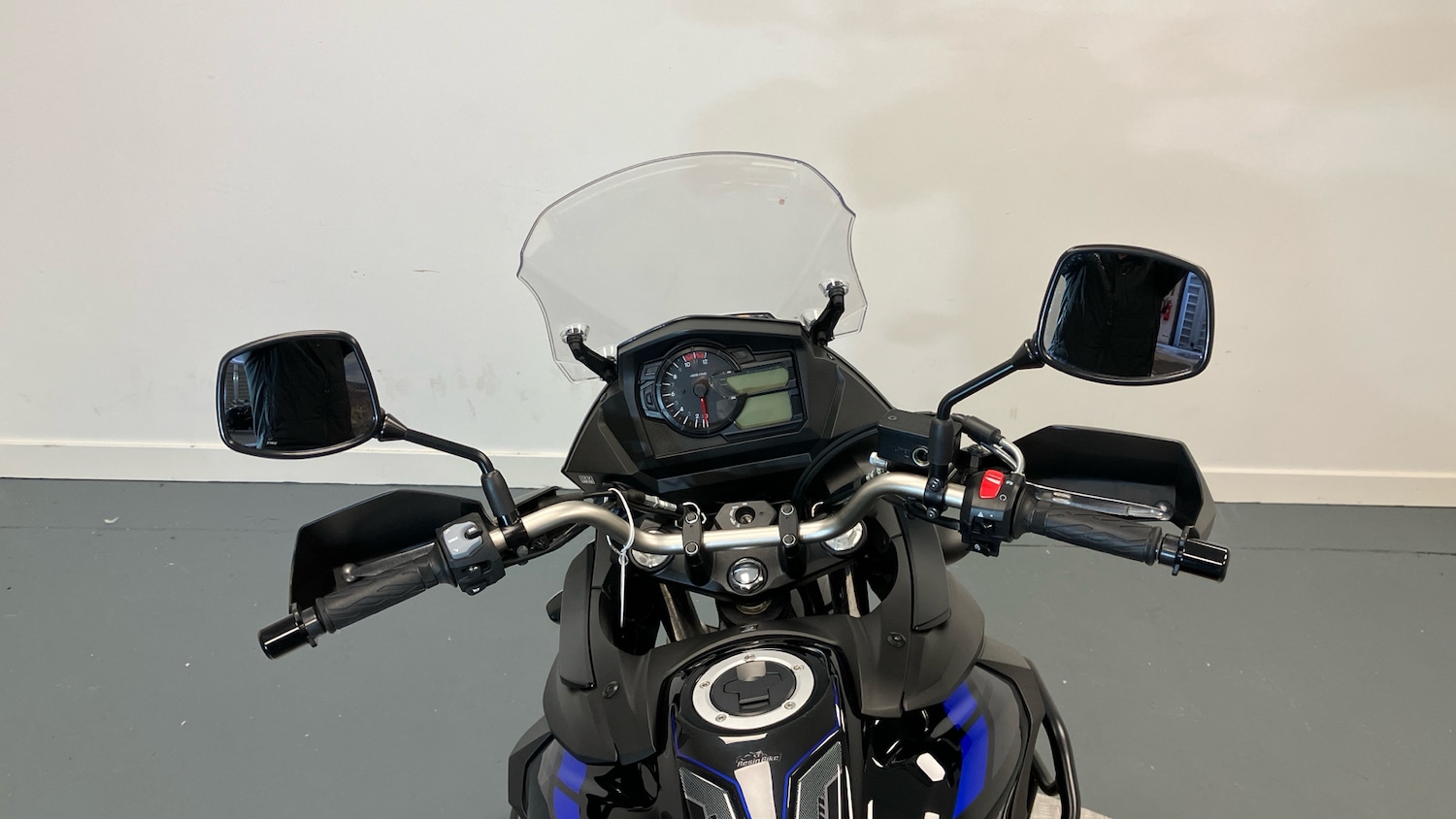 Suzuki V-STROM