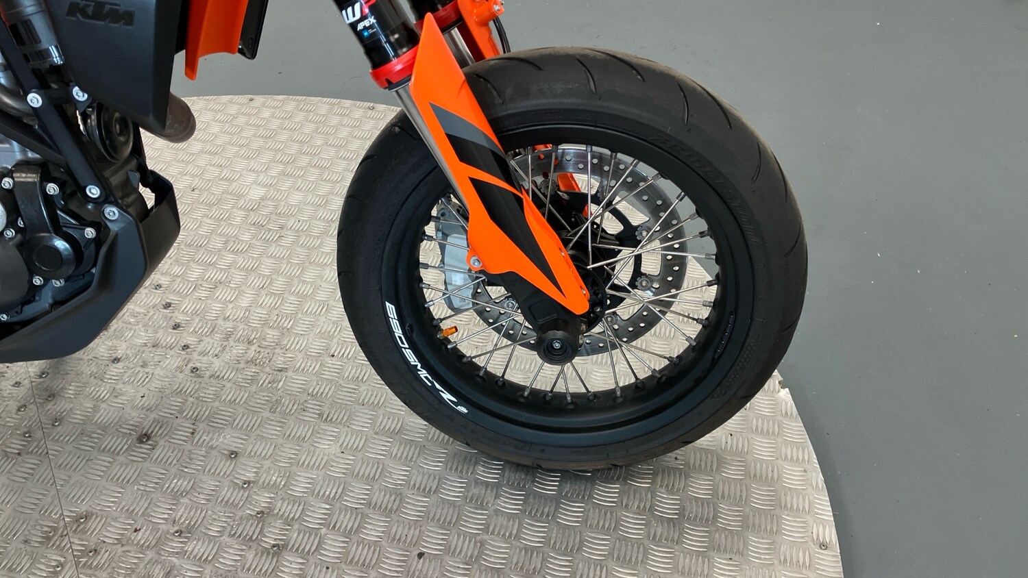 KTM Smc