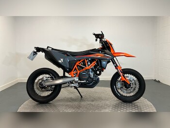 Used KTM Smc 2023 for sale - bike-78182716: Photo