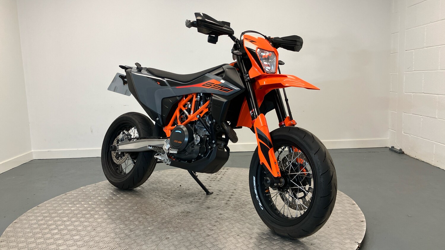 KTM Smc
