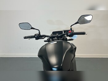 Used Honda CB 2025 for sale - bike-78055096: Photo