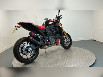 Used Ducati Monster 2024 for sale - bike-78094935: Photo