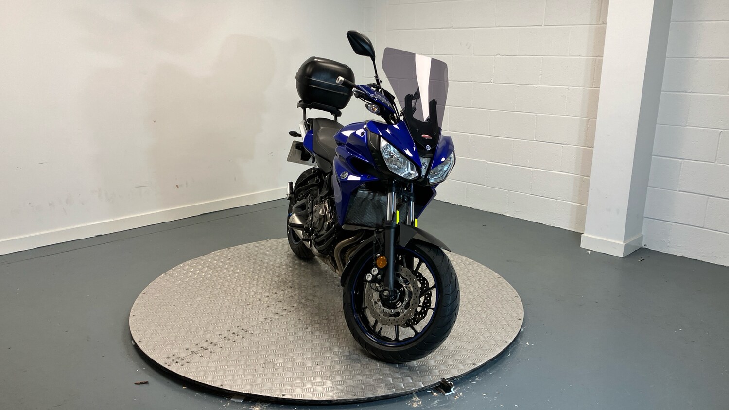 Yamaha TRACER