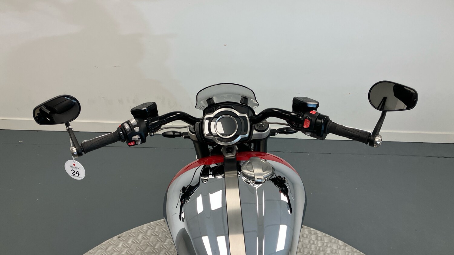 Used Triumph ROCKET 2024 for sale - 78698559: Photo 11