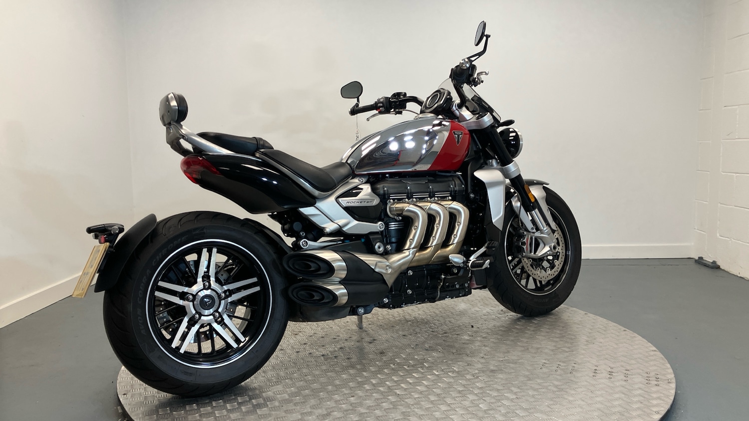 Used Triumph ROCKET 2024 for sale - 78698559: Photo 3