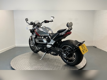 Used Triumph ROCKET 2024 for sale - bike-78168676: Photo