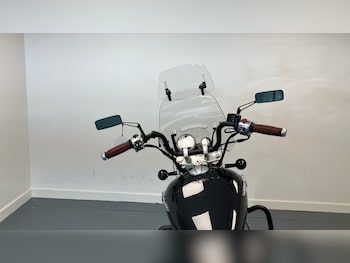 Used Royal Enfield Super Meteor 2023 for sale - bike-78081641: Photo