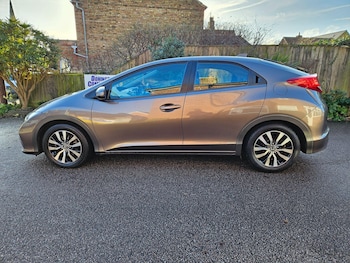 Used Honda Civic 2013 for sale - 79337340: Photo