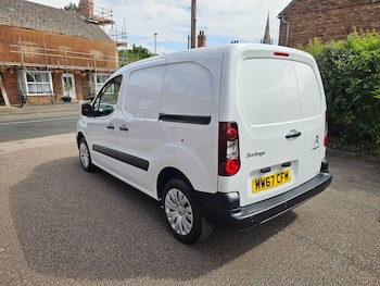 Used Citroen Berlingo 2017 for sale - 79337640: Photo