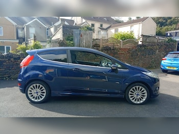 Used Ford Fiesta 2011 for sale - 75700028: Photo