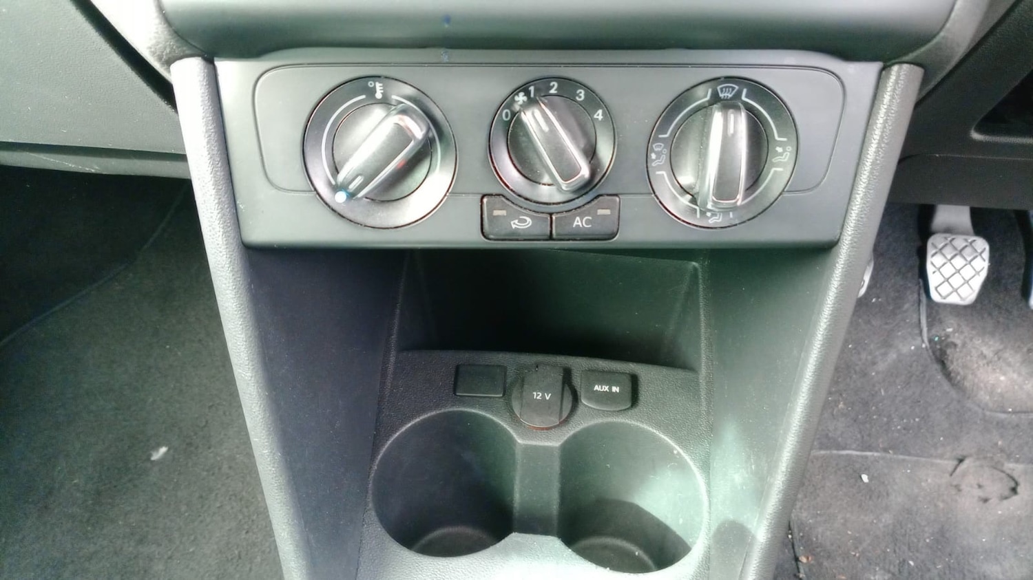 Used Volkswagen Polo 2013 for sale - 75789099: Photo 14