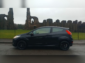 Used Ford Fiesta 2011 for sale - 77168020: Photo