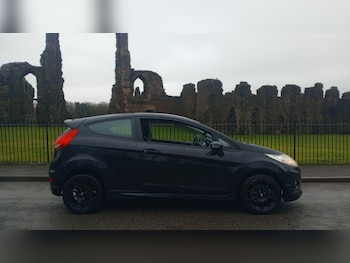 Used Ford Fiesta 2011 for sale - 77168020: Photo