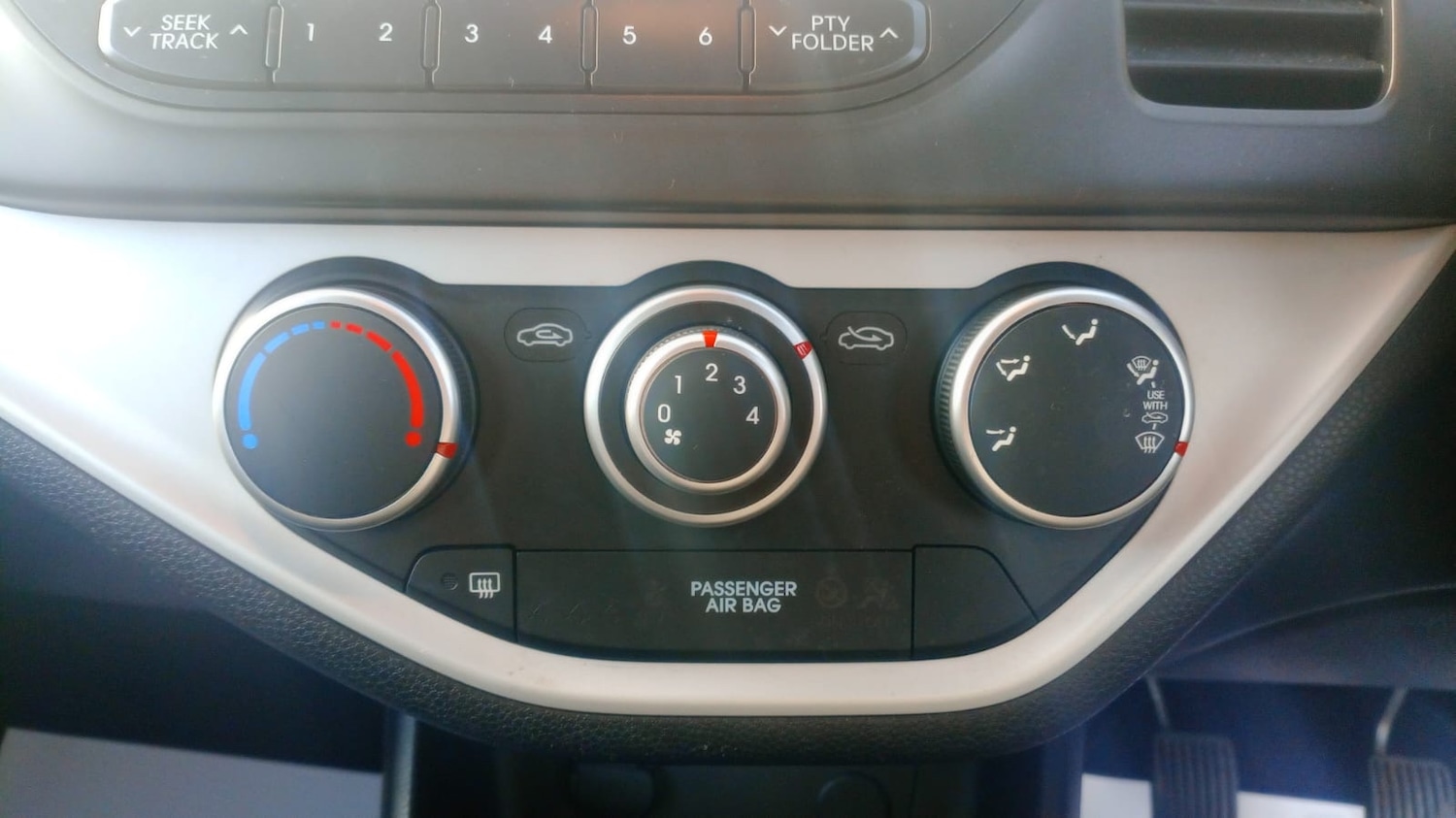 Used Kia Picanto 2014 for sale - 76477501: Photo 12