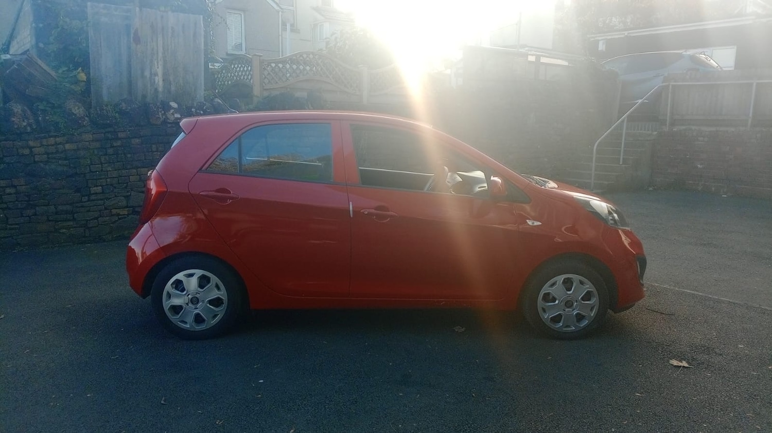 Used Kia Picanto 2014 for sale - 76477501: Photo 2