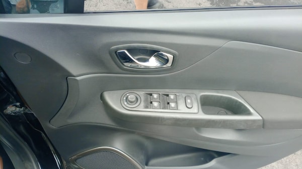 Used Renault Captur 2013 for sale - 74492025: Photo 19