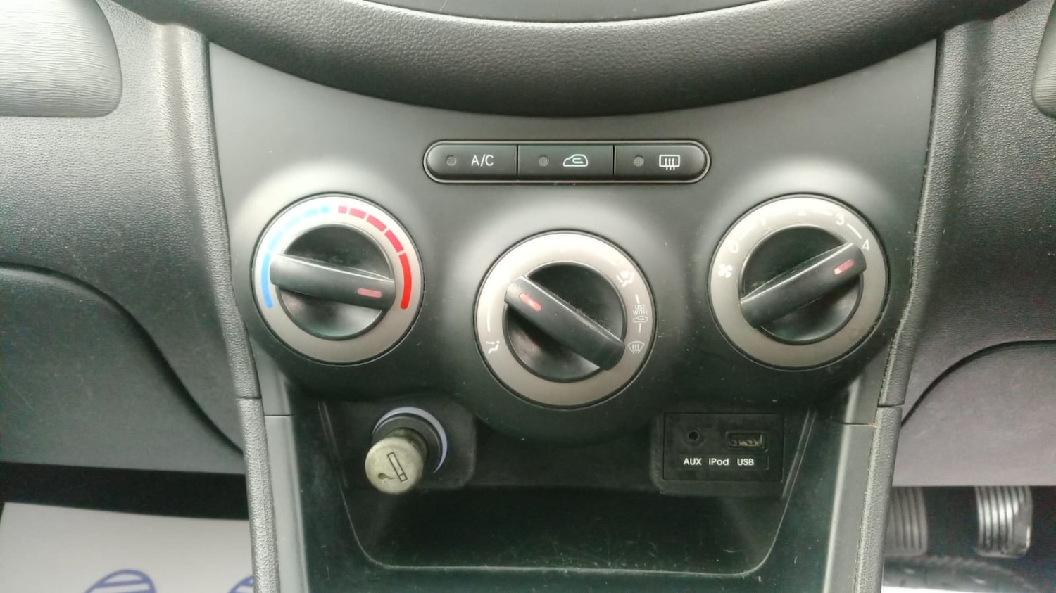 Used Hyundai i10 2012 for sale - 76919238: Photo 13