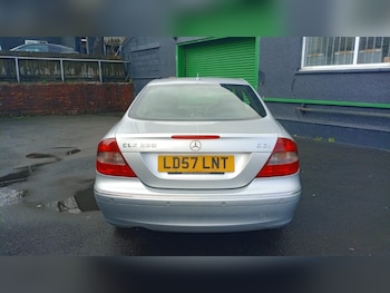 Used Mercedes-Benz CLK 2007 for sale - 77517190: Photo