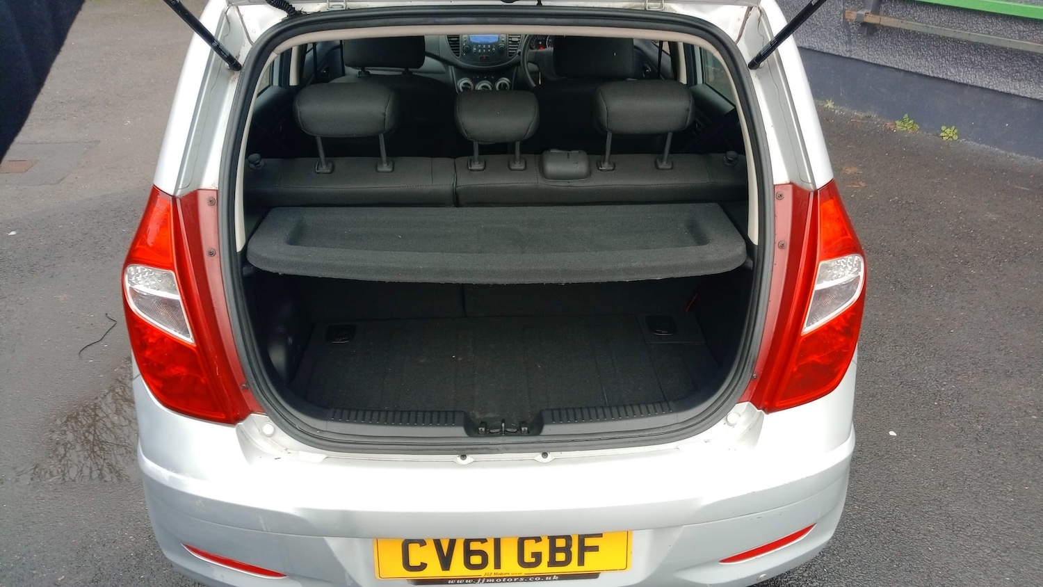 Used Hyundai i10 2011 for sale - 77321857: Photo 14