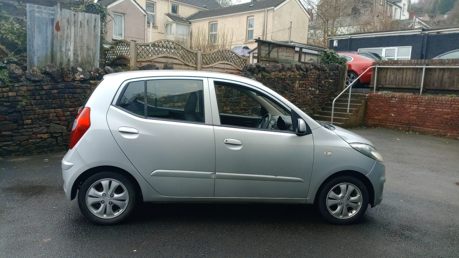 Used Hyundai i10 2011 for sale - 77321857: Photo 2