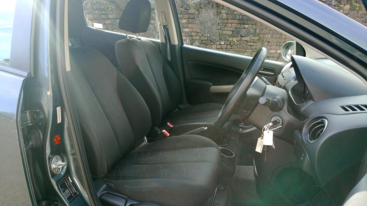 Used Mazda Mazda2 2011 for sale - 75891772: Photo 10