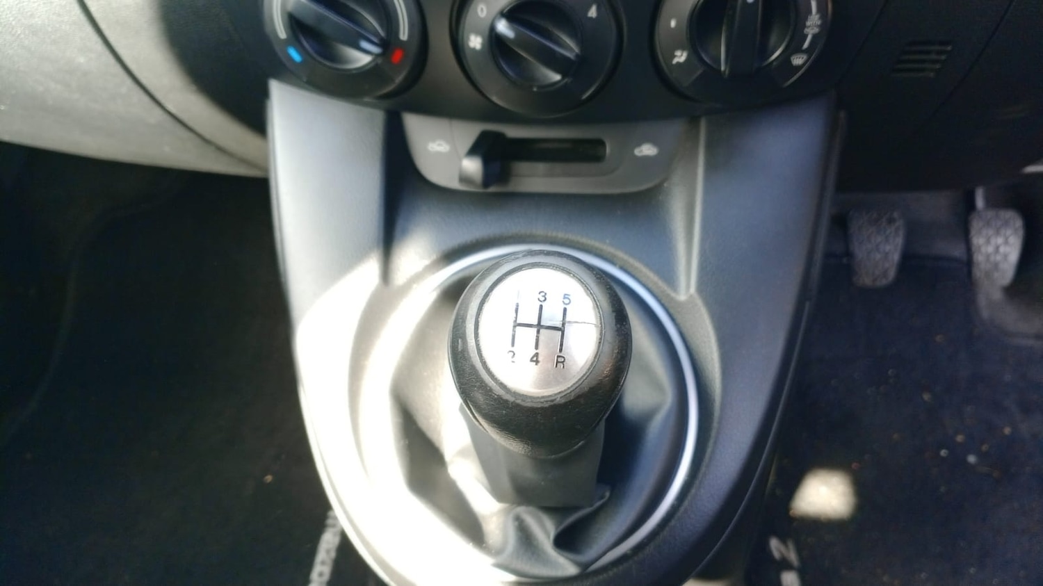 Used Mazda Mazda2 2011 for sale - 75891772: Photo 16