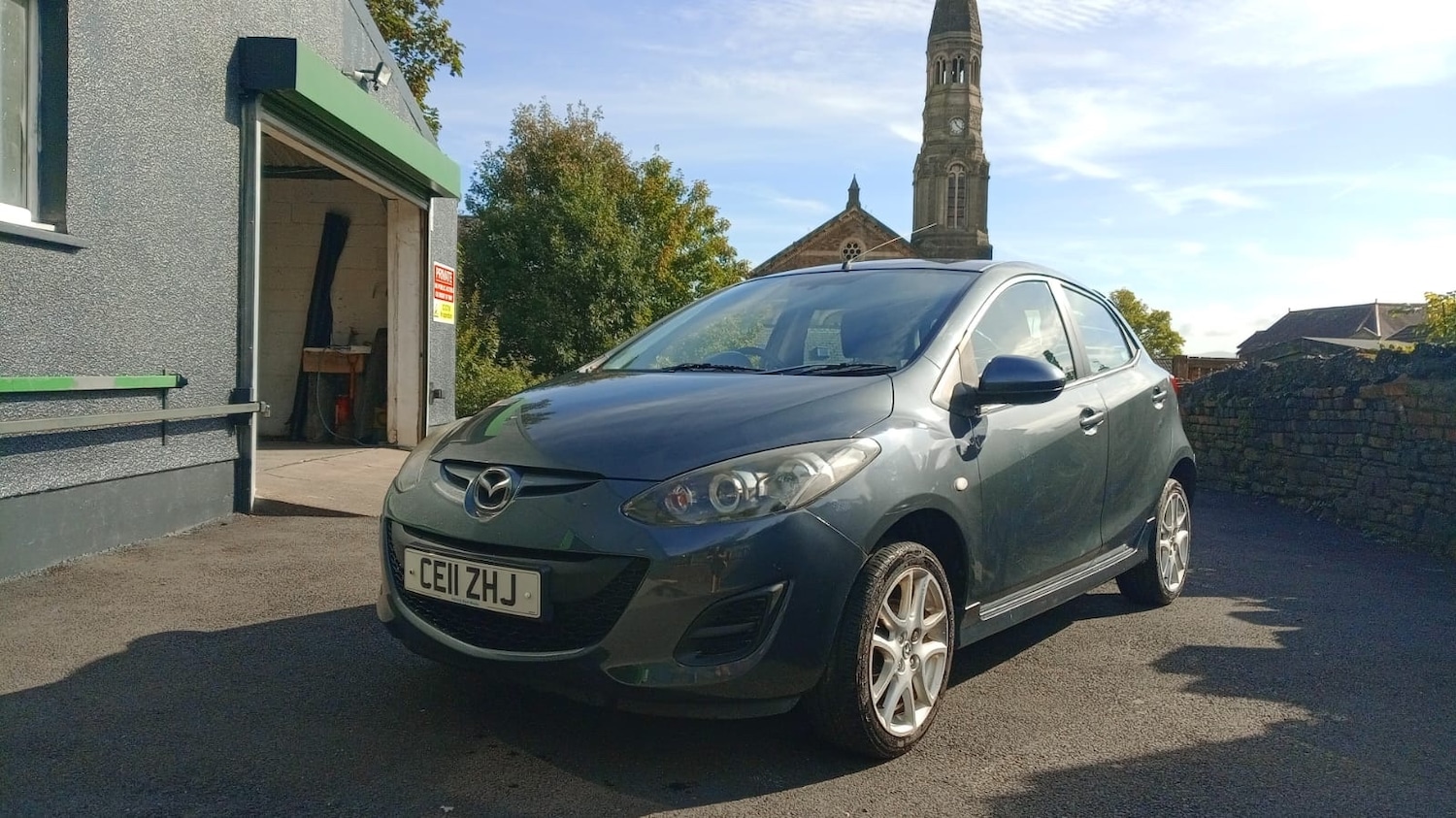 Used Mazda Mazda2 2011 for sale - 75891772: Photo 4