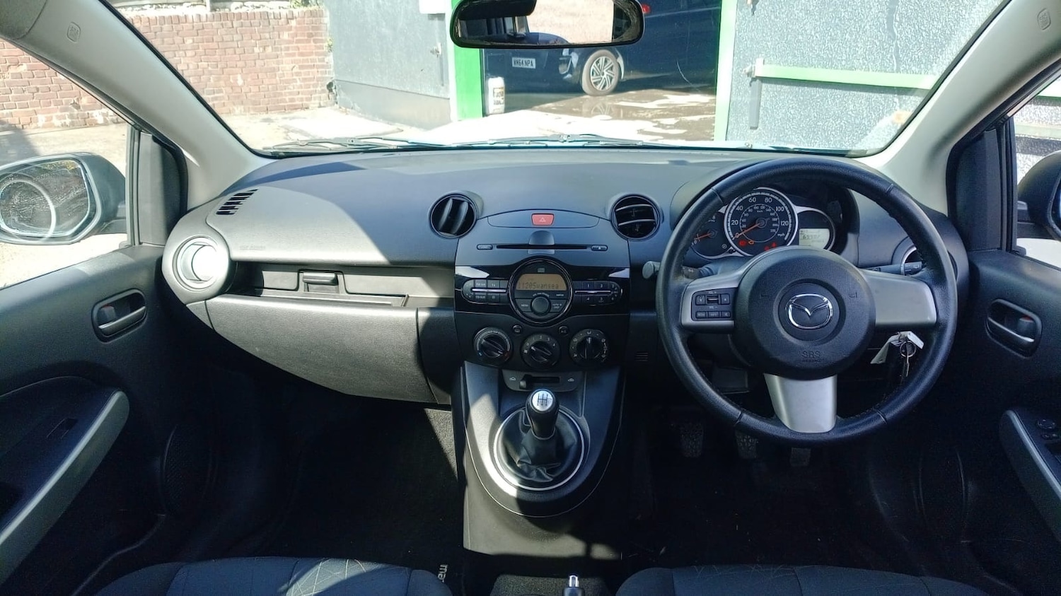 Used Mazda Mazda2 2011 for sale - 75891772: Photo 8